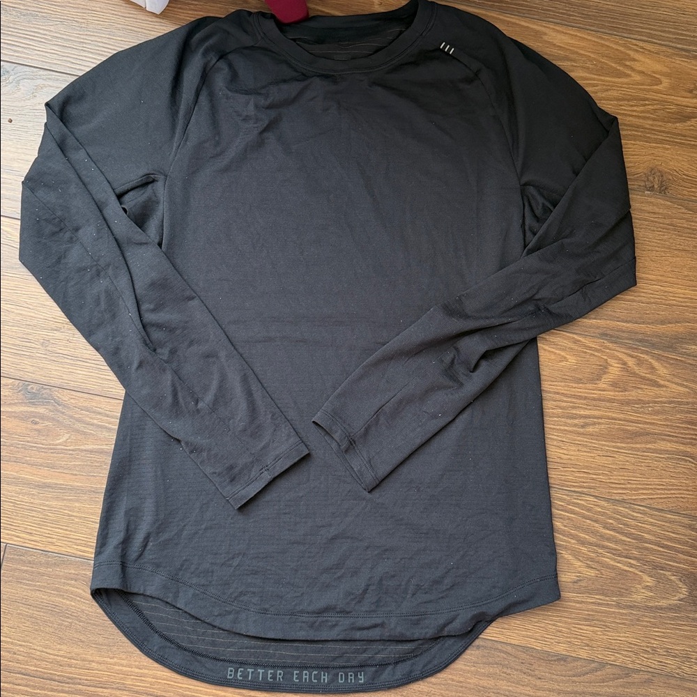 Lululemon Drysense long Sleeve shirt. Size small